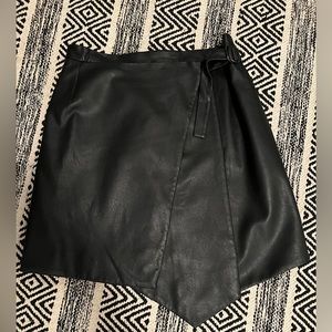 Leather skirt